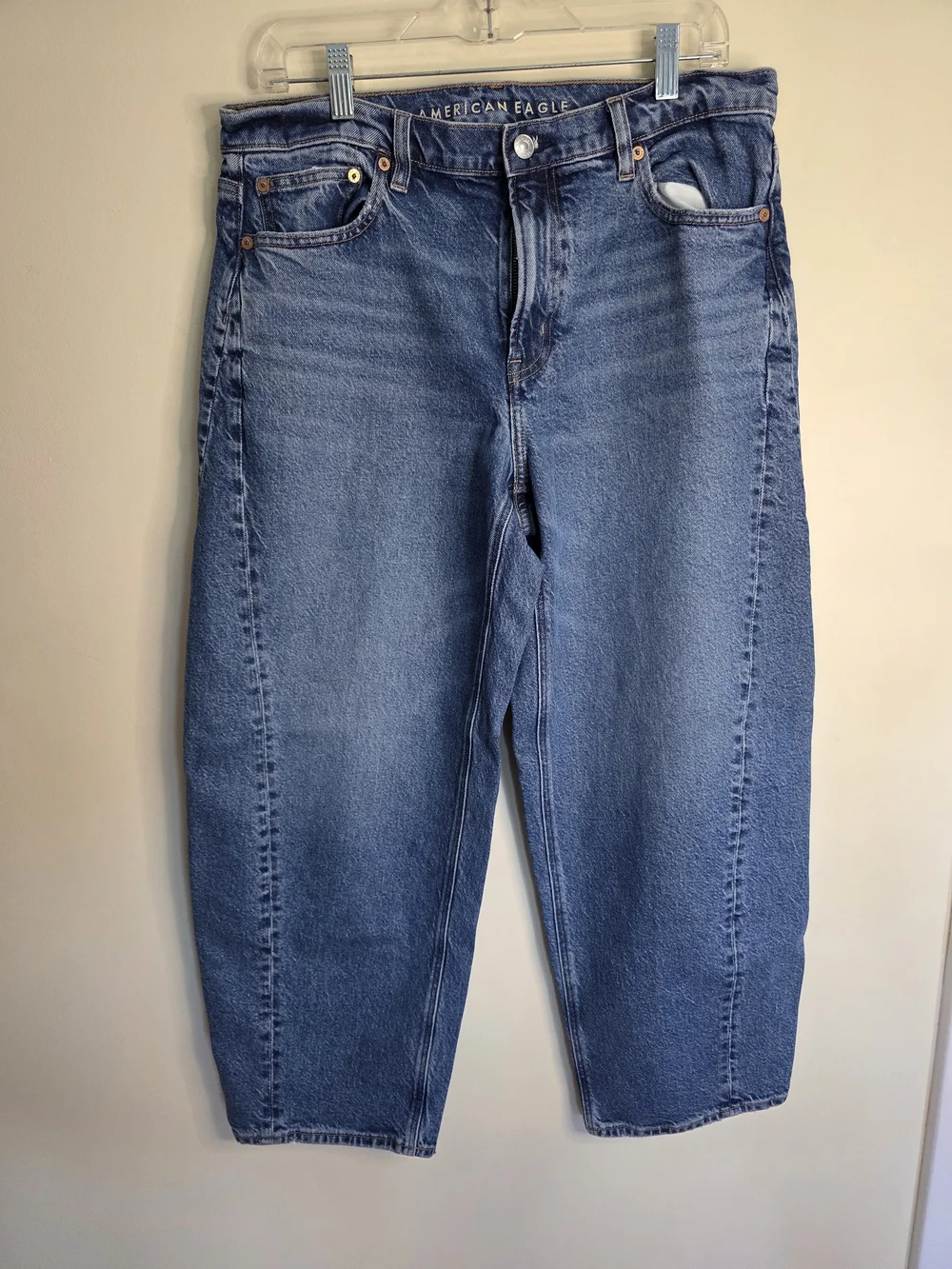 American Eagle Outfitters Women's Blue Stretch Barrel Jeans